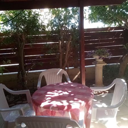 Green Patio Larnaca Eksteriør billede